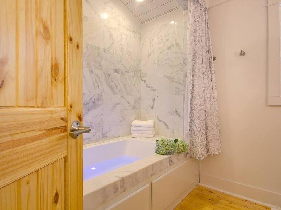 Downtown Fairhope Cottage Ngoại thất bức ảnh
